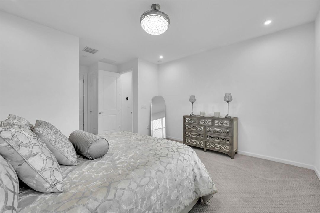 12758 SW Phoenix Drive,