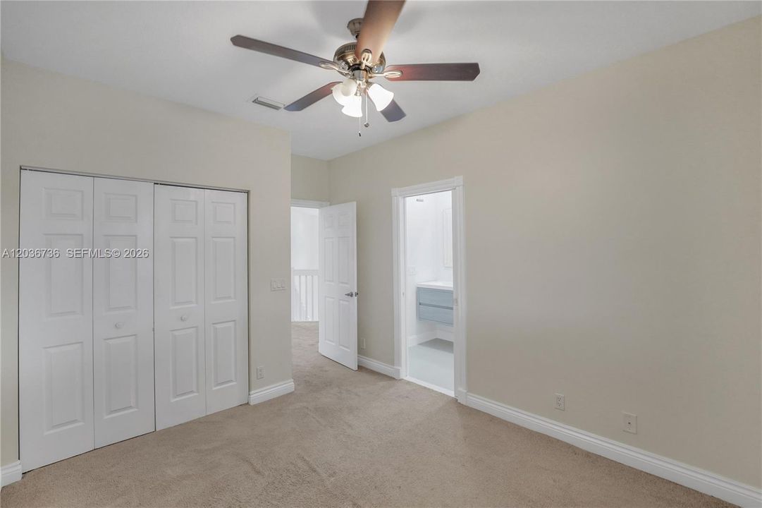 For Sale: $1,239,000 (5 beds, 3 baths, 2964 Square Feet)