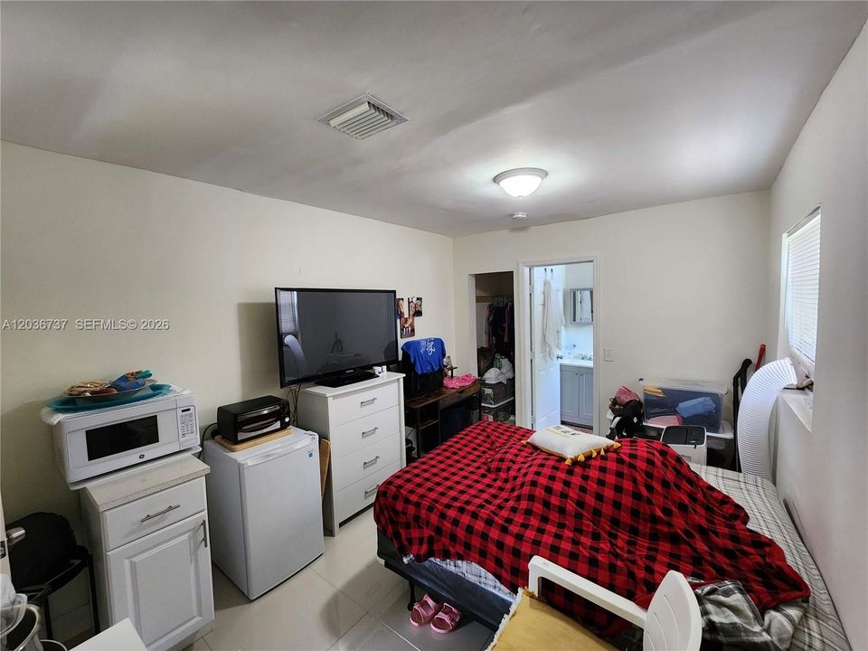 В аренду: $2,750 (3 спален, 2 ванн, 874 Квадратных фут)