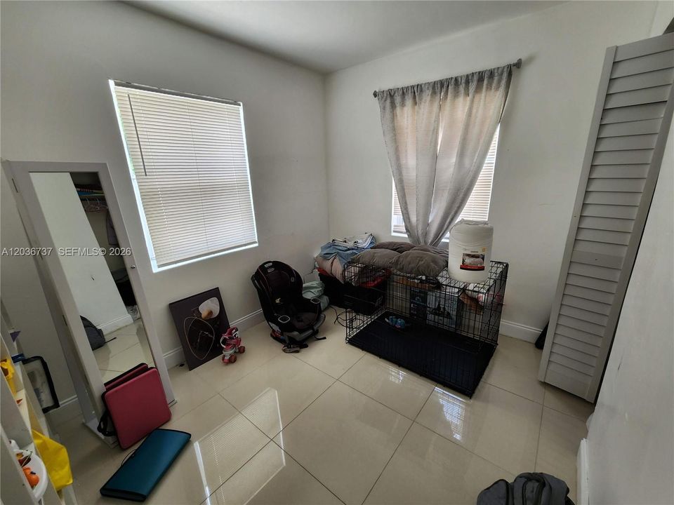 В аренду: $2,750 (3 спален, 2 ванн, 874 Квадратных фут)