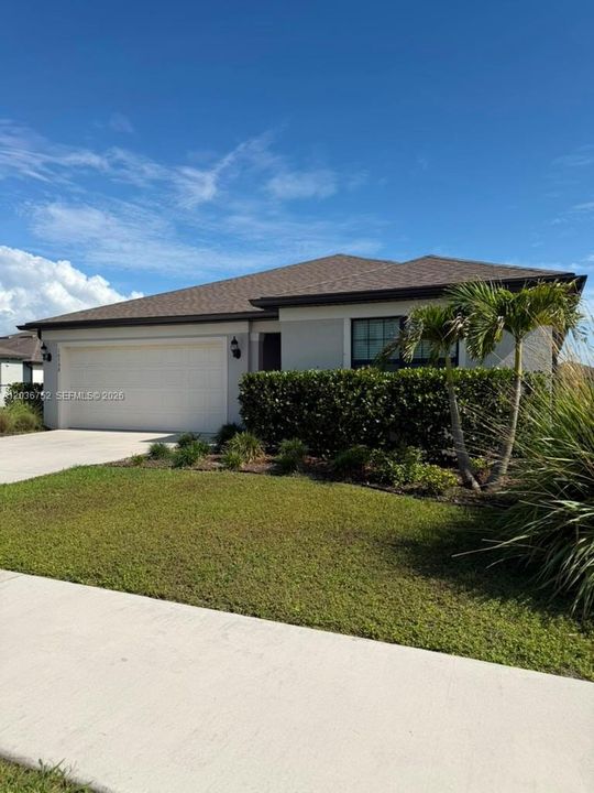 For Rent: $2,000 (3 beds, 2 baths, 0 Square Feet)