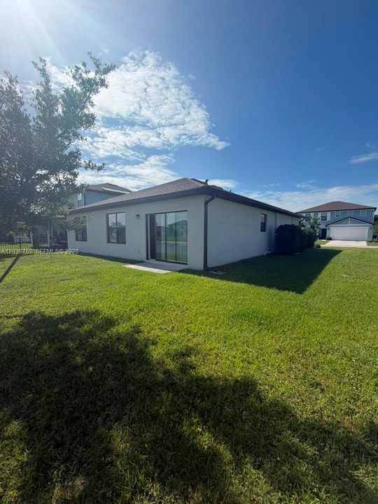 For Rent: $2,000 (3 beds, 2 baths, 0 Square Feet)