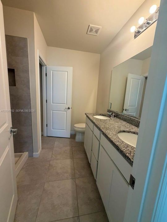 For Rent: $2,000 (3 beds, 2 baths, 0 Square Feet)
