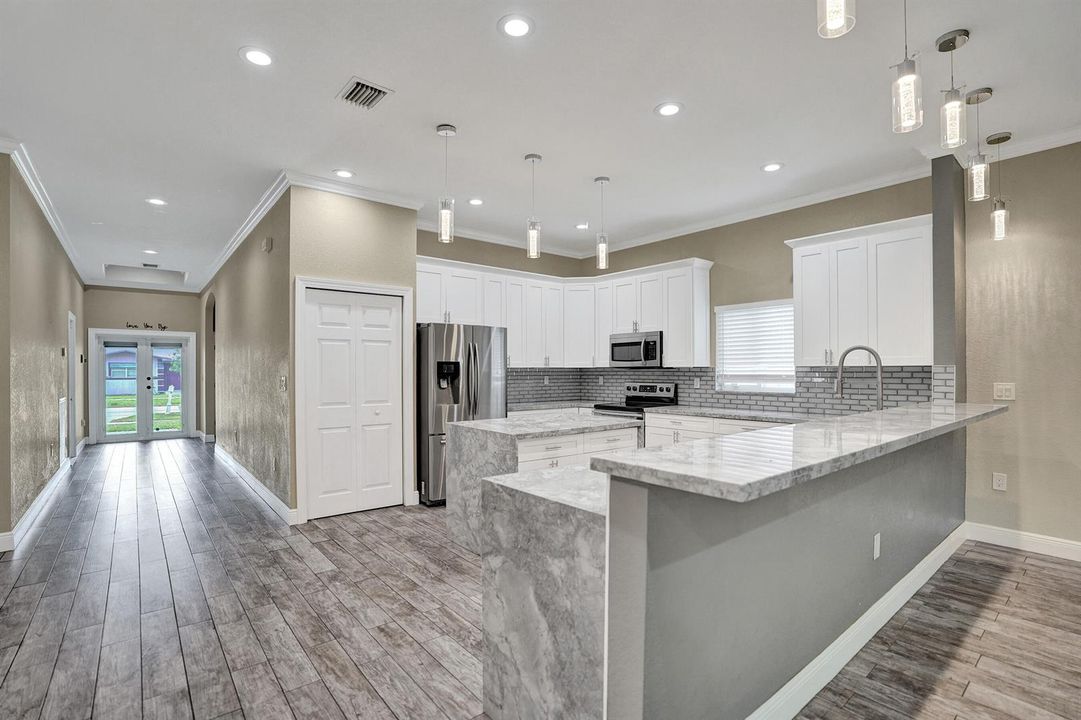 02 4 Kitchen