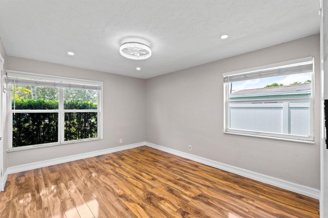 24-web-or-mls-A7407100