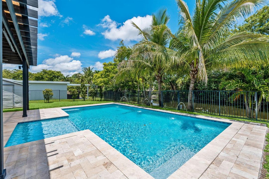 46-web-or-mls-A7407003