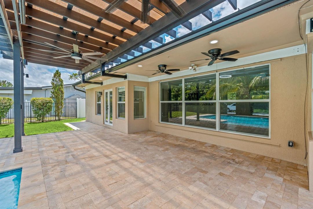 41-web-or-mls-A7407044