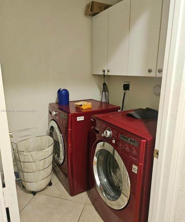 В аренду: $6,000 (4 спален, 4 ванн, 3783 Квадратных фут)