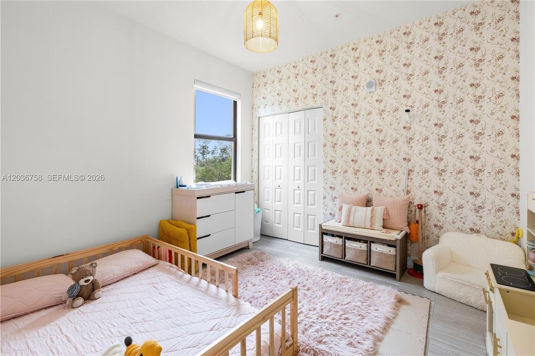 En Venta: $460,000 (3 camas, 2 baños, 1236 Pies cuadrados)