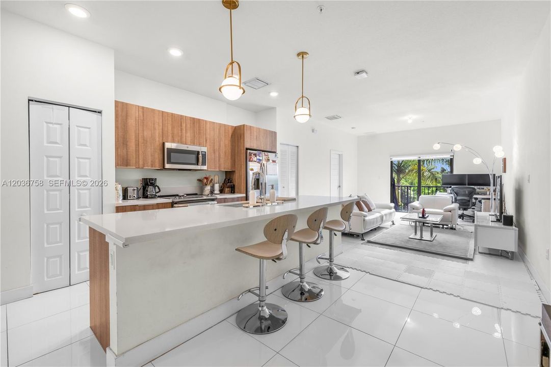 En Venta: $460,000 (3 camas, 2 baños, 1236 Pies cuadrados)