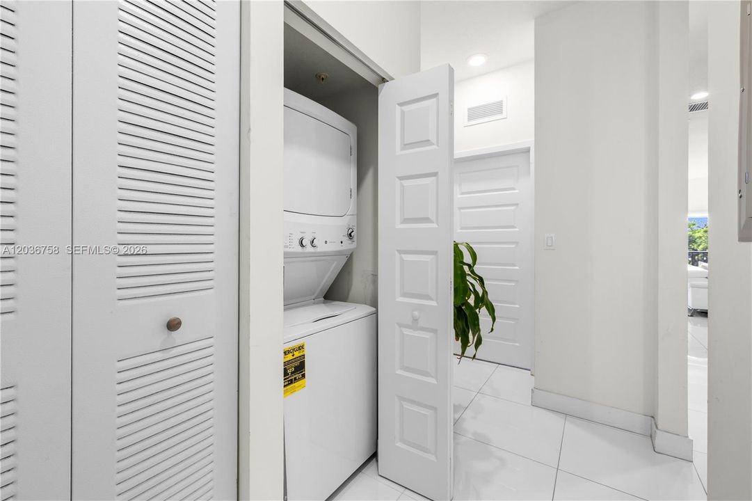 En Venta: $460,000 (3 camas, 2 baños, 1236 Pies cuadrados)