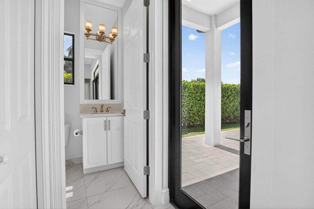 Cabana Bathroom