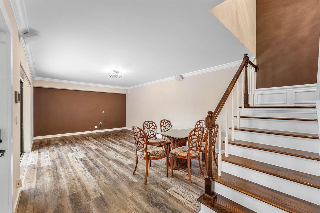 009-2818WaterfordDriveNorth-DeerfieldBea