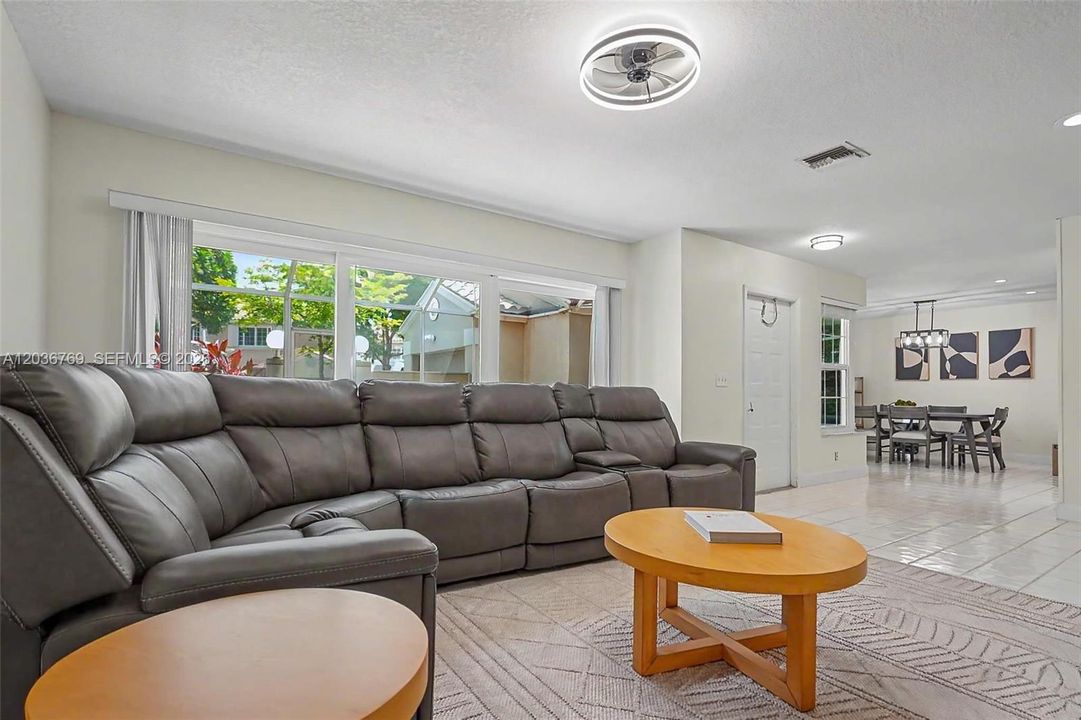 For Rent: $3,300 (3 beds, 2 baths, 1666 Square Feet)