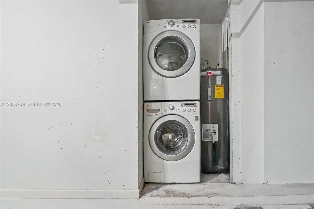 For Rent: $3,300 (3 beds, 2 baths, 1666 Square Feet)