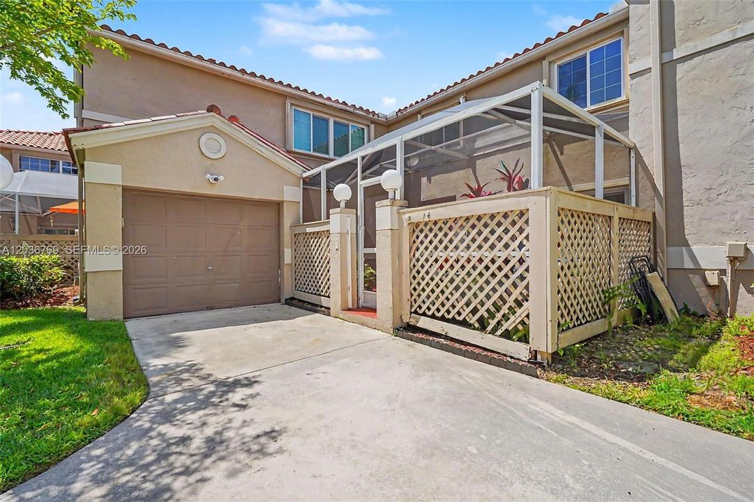 For Rent: $3,300 (3 beds, 2 baths, 1666 Square Feet)