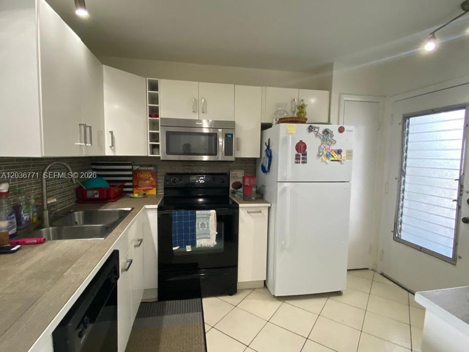 En Renta: $2,000 (2 camas, 1 baños, 1081 Pies cuadrados)