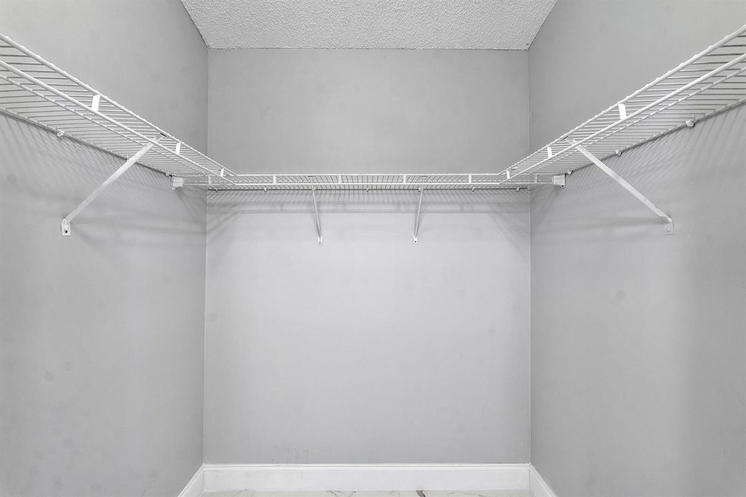 Walk in closet
