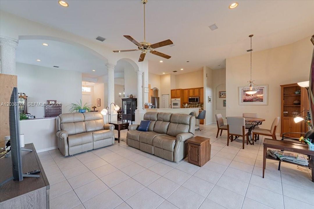 For Sale: $825,000 (4 beds, 3 baths, 2525 Square Feet)