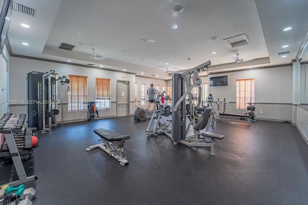 For Sale: $825,000 (4 beds, 3 baths, 2525 Square Feet)