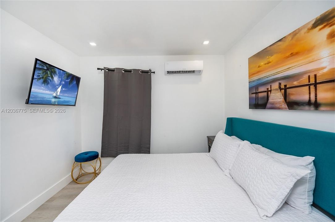 В аренду: $2,500 (2 спален, 2 ванн, 695 Квадратных фут)