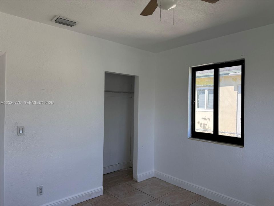 For Rent: $1,850 (2 beds, 1 baths, 2168 Square Feet)