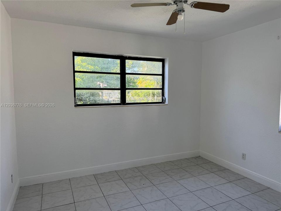 For Rent: $1,850 (2 beds, 1 baths, 2168 Square Feet)