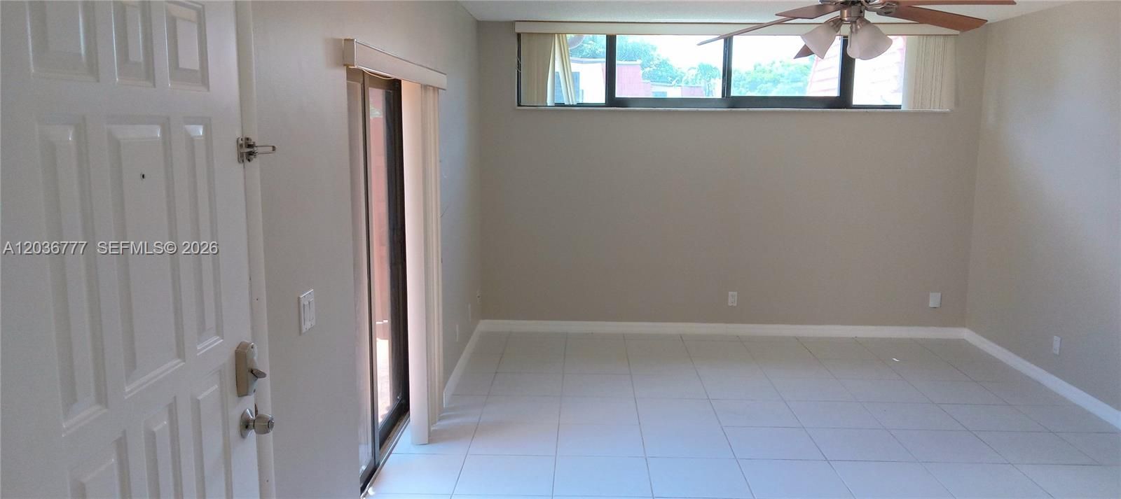 В аренду: $2,200 (2 спален, 2 ванн, 1218 Квадратных фут)