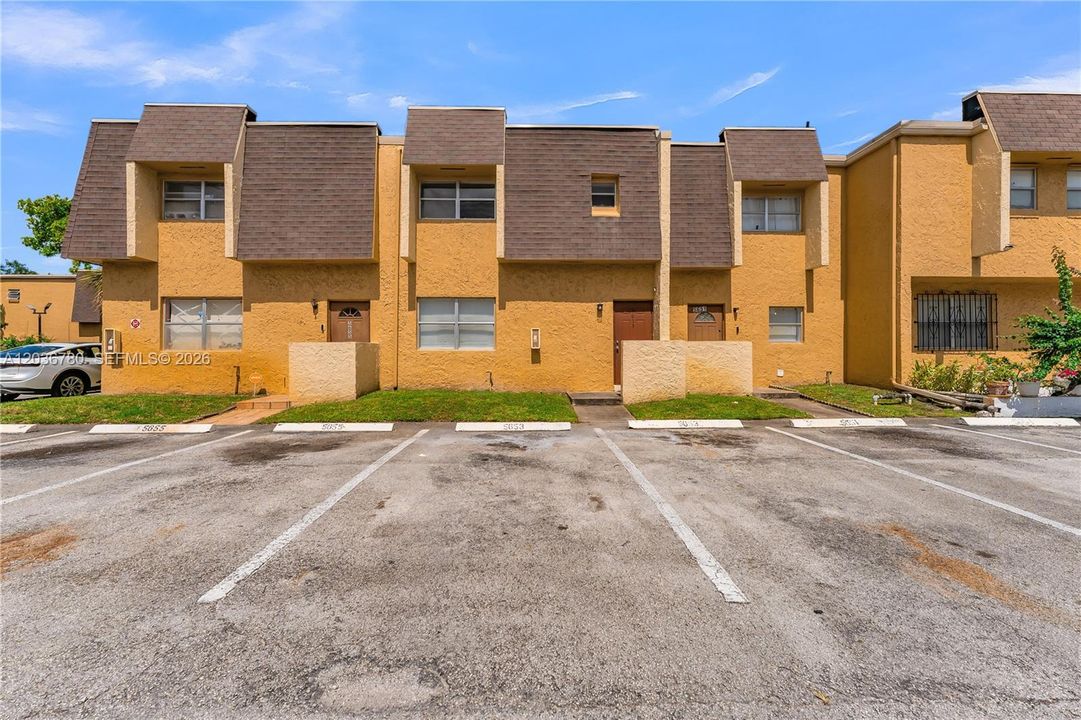For Sale: $220,000 (3 beds, 2 baths, 0 Square Feet)