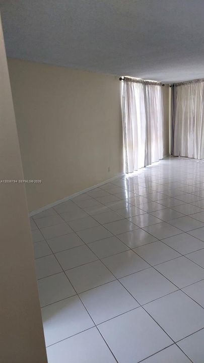 For Sale: $157,000 (2 beds, 2 baths, 1160 Square Feet)
