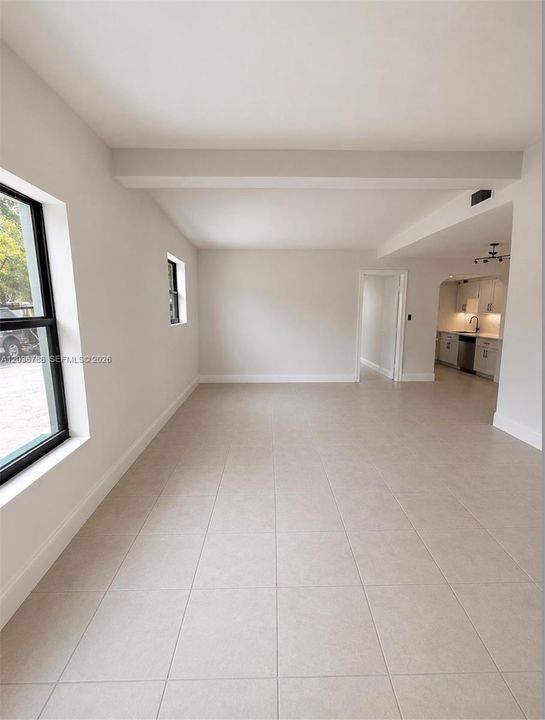 For Sale: $470,000 (3 beds, 1 baths, 1650 Square Feet)
