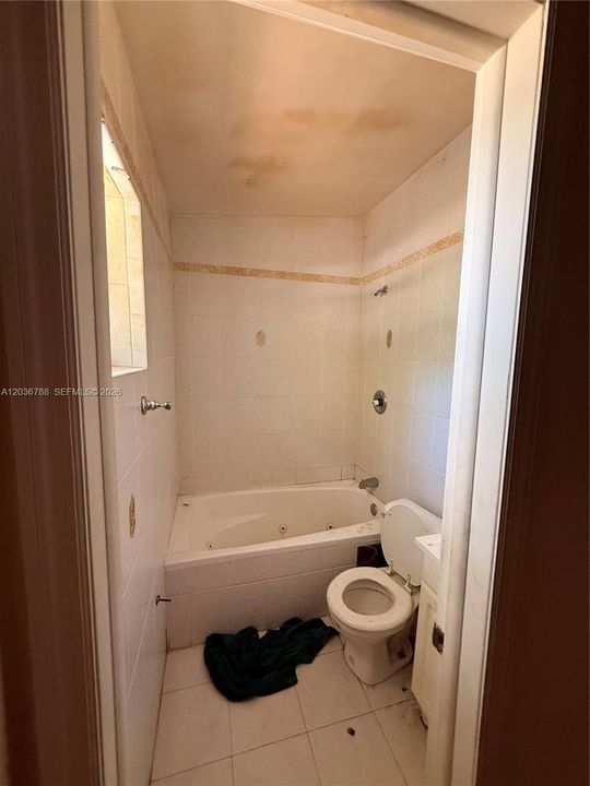 For Sale: $470,000 (3 beds, 1 baths, 1650 Square Feet)