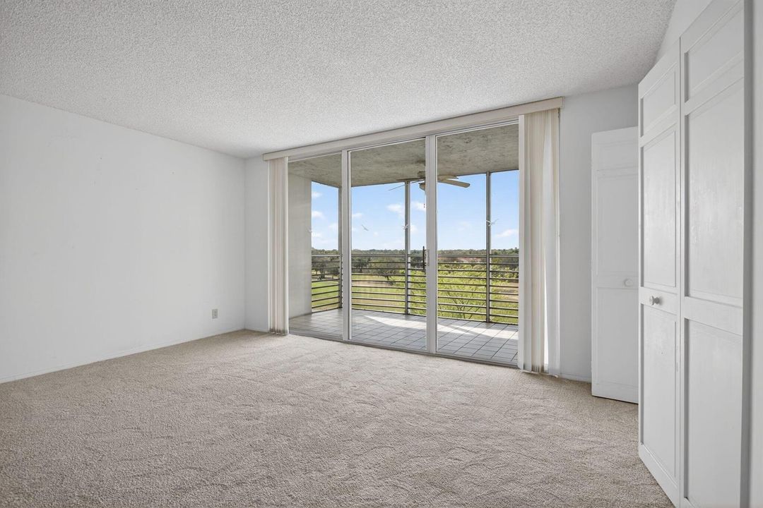 3rd Bed or Office/Den