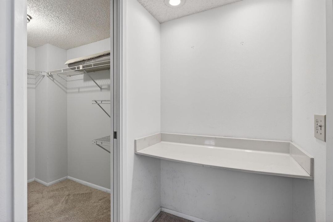 Primary Dressing Area