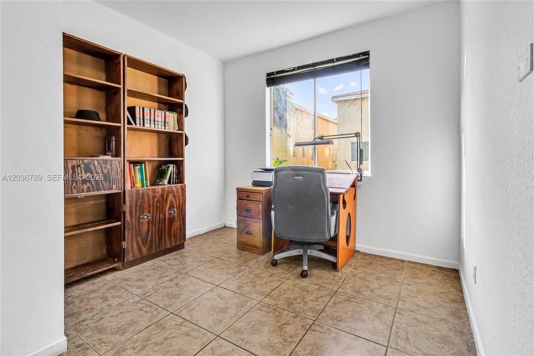 For Sale: $770,000 (5 beds, 3 baths, 2441 Square Feet)