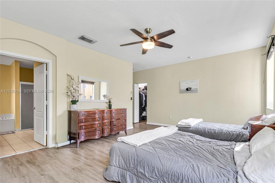 For Sale: $770,000 (5 beds, 3 baths, 2441 Square Feet)