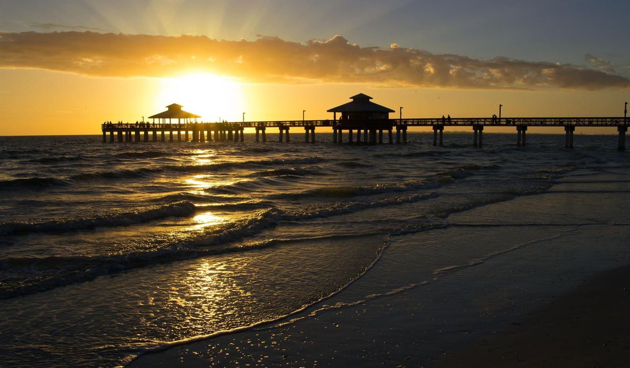 pier sunset