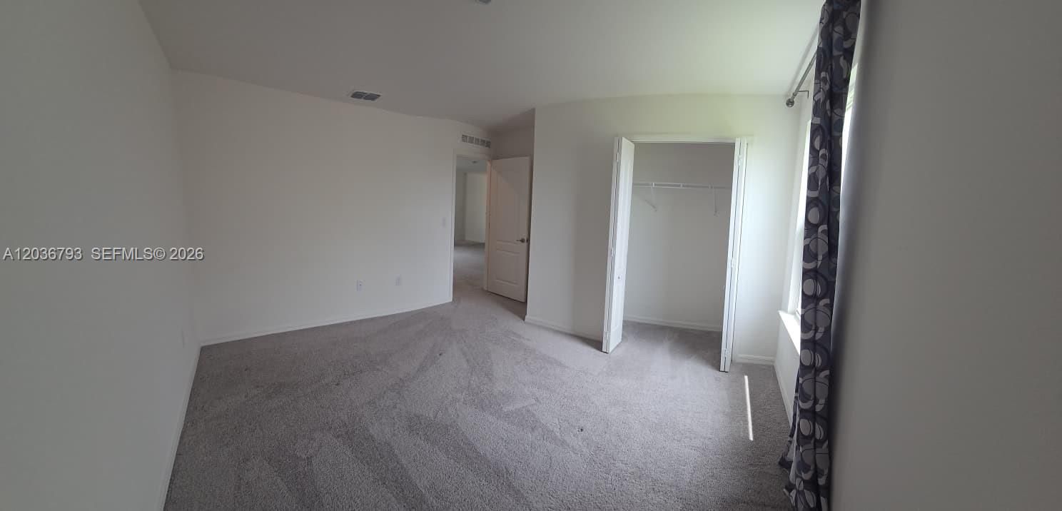 For Rent: $3,650 (5 beds, 3 baths, 2896 Square Feet)