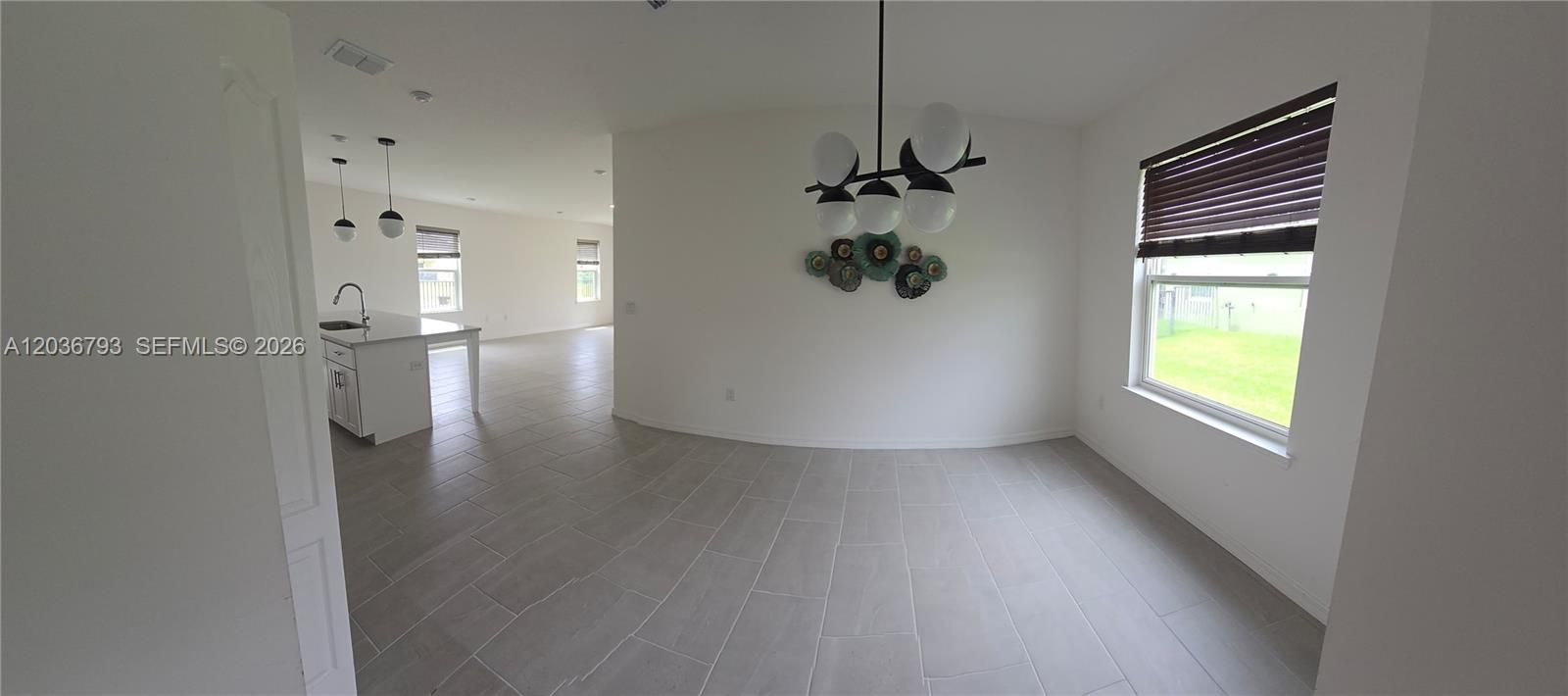 For Rent: $3,650 (5 beds, 3 baths, 2896 Square Feet)