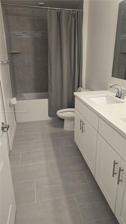 For Rent: $3,650 (5 beds, 3 baths, 2896 Square Feet)