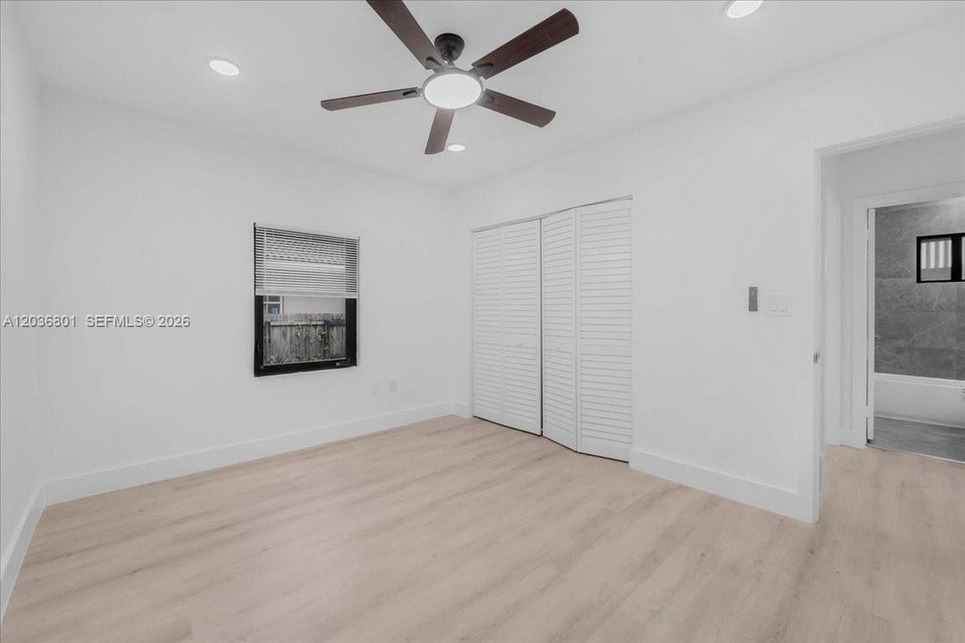 For Rent: $3,500 (3 beds, 2 baths, 831 Square Feet)