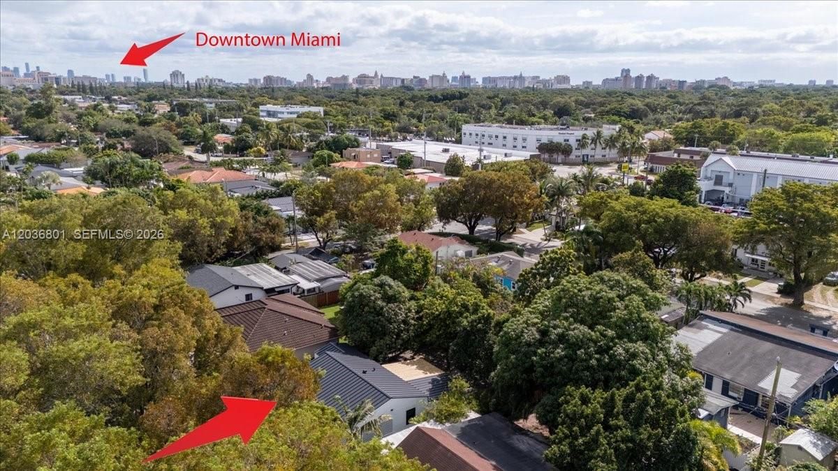 For Rent: $3,500 (3 beds, 2 baths, 831 Square Feet)