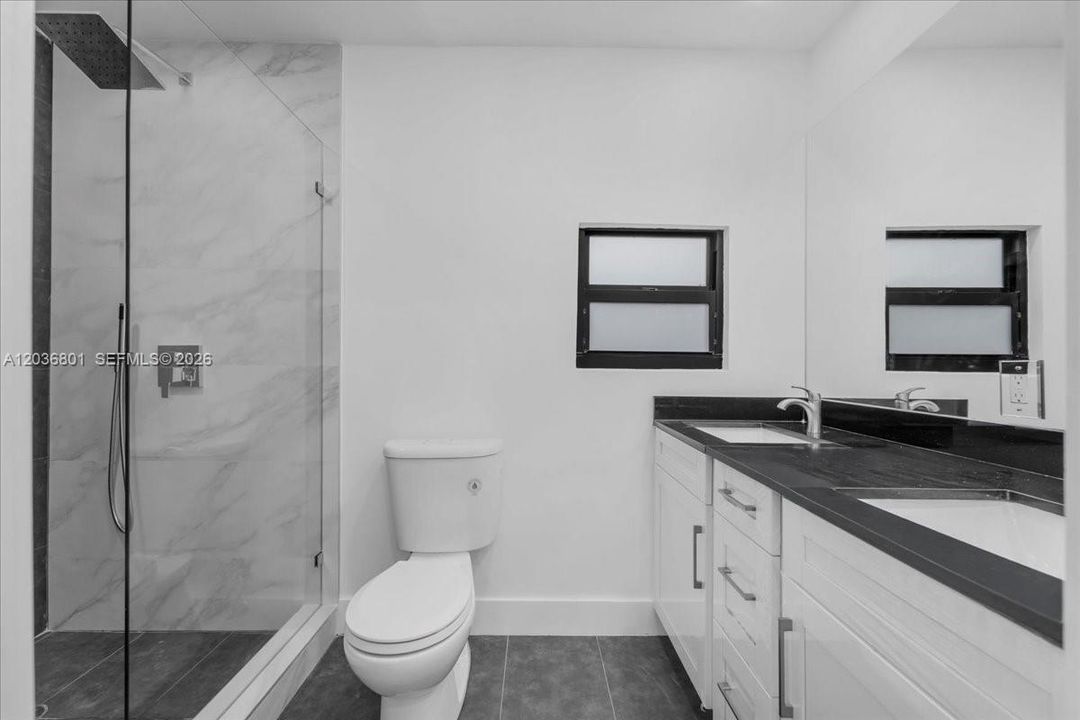 For Rent: $3,500 (3 beds, 2 baths, 831 Square Feet)