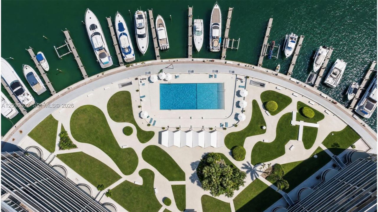 В аренду: $4,950 (2 спален, 2 ванн, 1520 Квадратных фут)