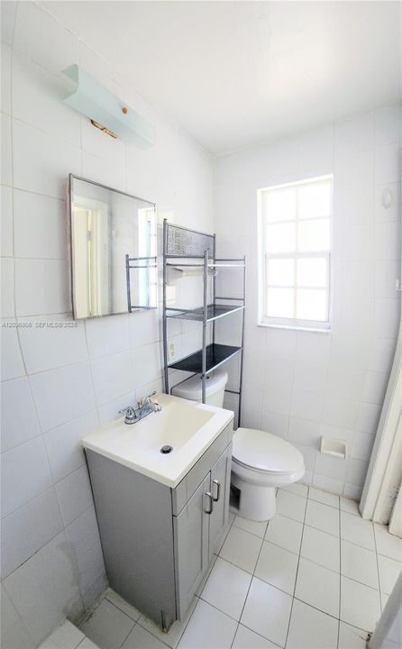En Renta: $1,195 (0 camas, 1 baños, 3520 Pies cuadrados)