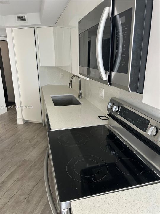 En Venta: $146,000 (2 camas, 2 baños, 1160 Pies cuadrados)