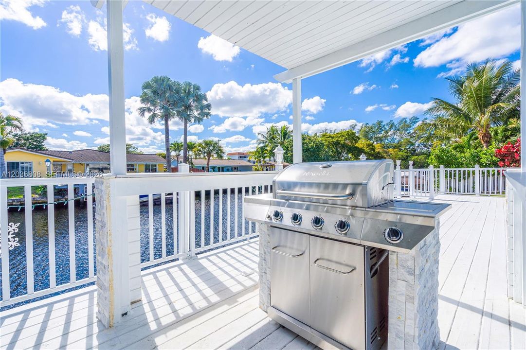 For Rent: $6,500 (5 beds, 3 baths, 2223 Square Feet)