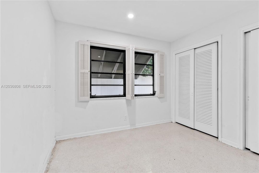 For Rent: $6,500 (5 beds, 3 baths, 2223 Square Feet)
