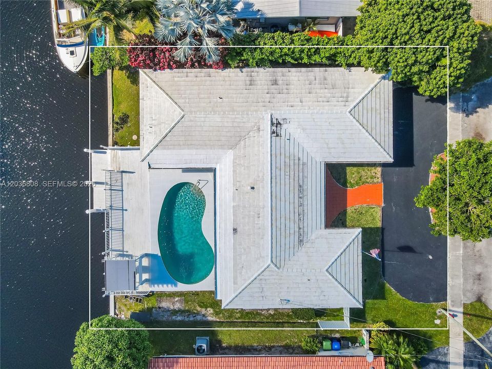 For Rent: $6,500 (5 beds, 3 baths, 2223 Square Feet)