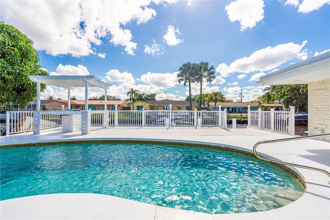 For Rent: $6,500 (5 beds, 3 baths, 2223 Square Feet)